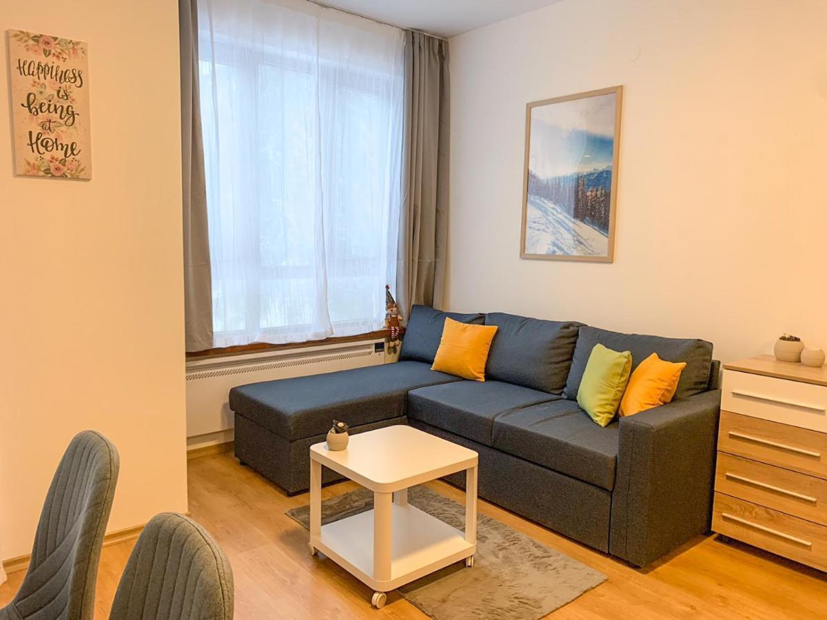 Studios And Apartments - Semiramida Gardens بوروفتس المظهر الخارجي الصورة