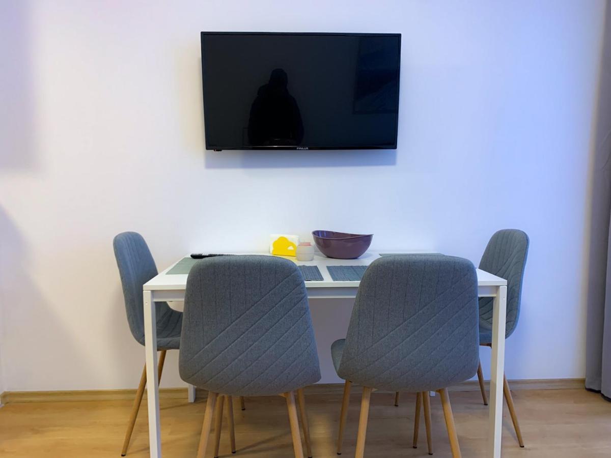 Studios And Apartments - Semiramida Gardens بوروفتس المظهر الخارجي الصورة