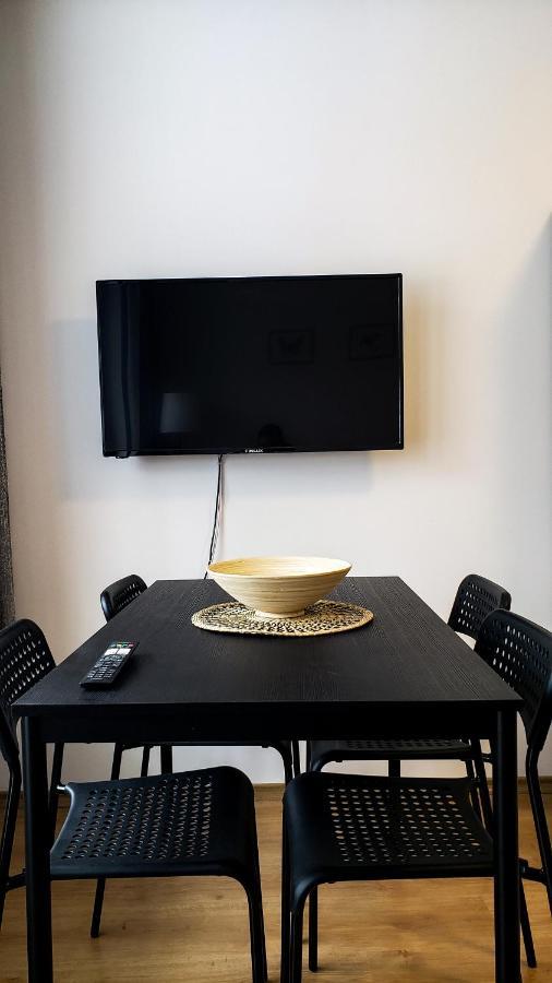 Studios And Apartments - Semiramida Gardens بوروفتس المظهر الخارجي الصورة