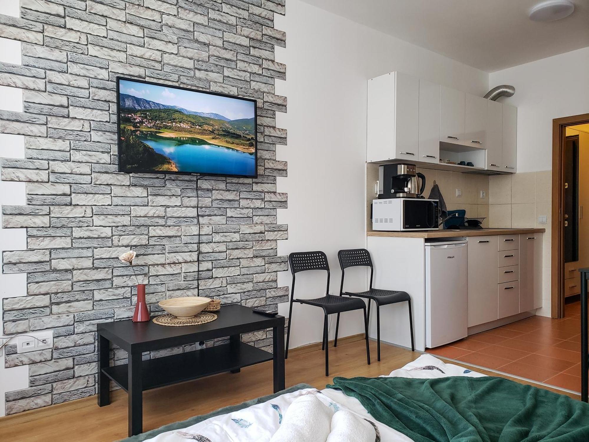 Studios And Apartments - Semiramida Gardens بوروفتس المظهر الخارجي الصورة